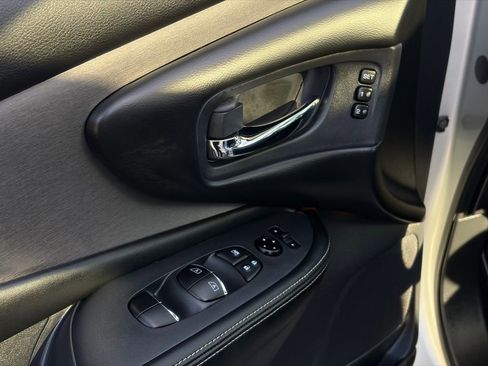 Certified 2024 Nissan Murano SL image 13
