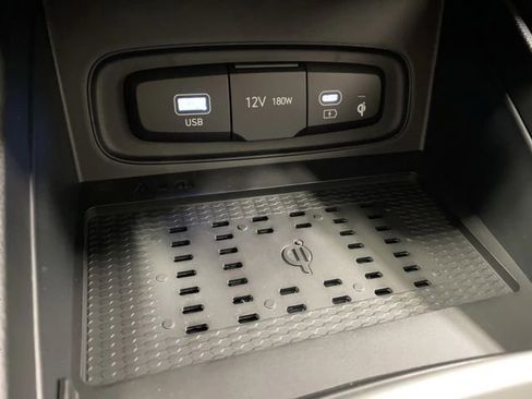 New 2026 Hyundai Venue SEL image 24