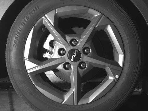 Used 2025 Kia K4 LXS image 15