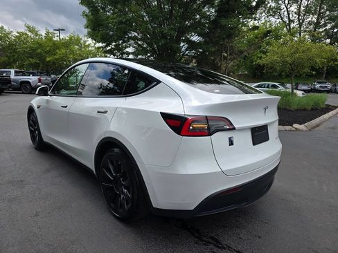 Used 2021 Tesla Model Y Long Range AWD/4WD image 5