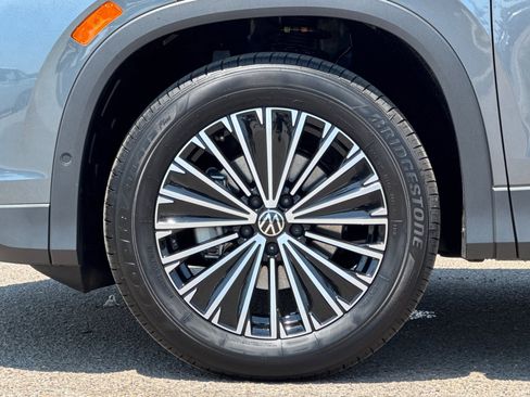 New 2025 Volkswagen Tiguan S image 25