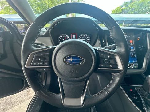 Used 2025 Subaru Outback Premium AWD/4WD image 15
