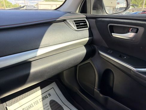 Used 2015 Toyota Camry XSE w/ Moonroof Package FWD image 24