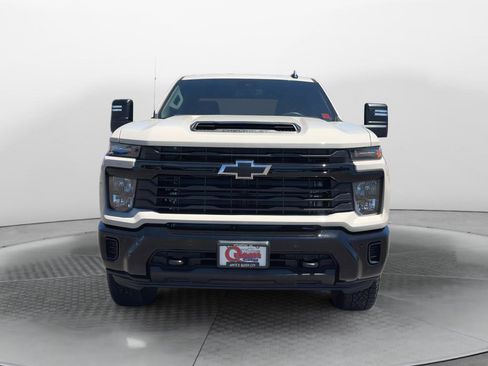 New 2026 Chevrolet Silverado 2500 Custom w/ Custom Value Package AWD/4WD image 7