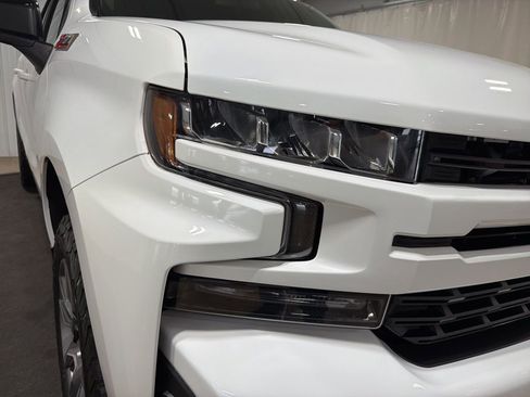 Certified 2022 Chevrolet Silverado 1500 RST w/ Z71 Off-Road Package AWD/4WD image 13