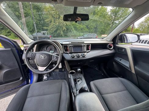 Used 2014 Toyota RAV4 LE AWD/4WD image 14