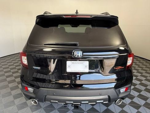 Used 2024 Honda Passport TrailSport image 5