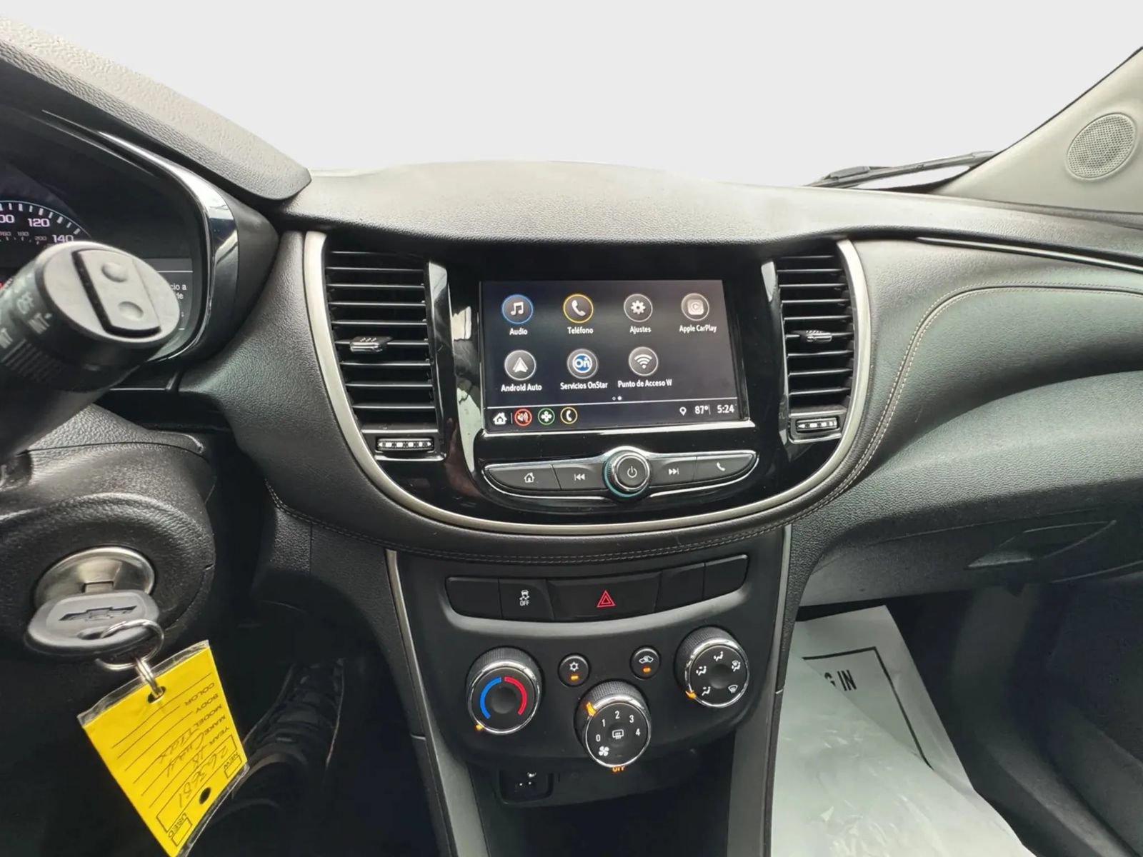Used 2018 Chevrolet Trax LT w/ LPO, Cargo Package FWD image 11