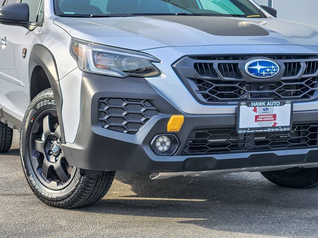 Certified 2025 Subaru Outback Wilderness AWD/4WD image 2