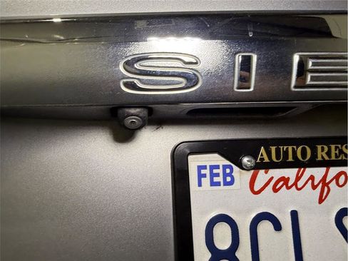 Used 2017 Toyota Sienna Limited Premium image 23