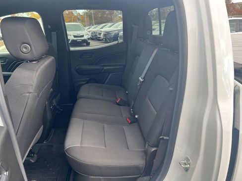 Used 2025 Chevrolet Colorado W/T image 29