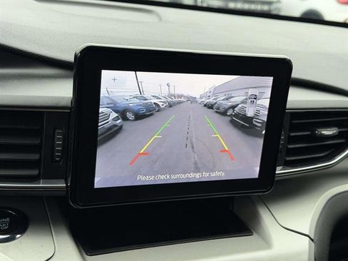 Used 2023 Ford Explorer XLT w/ Equipment Group 202A image 38