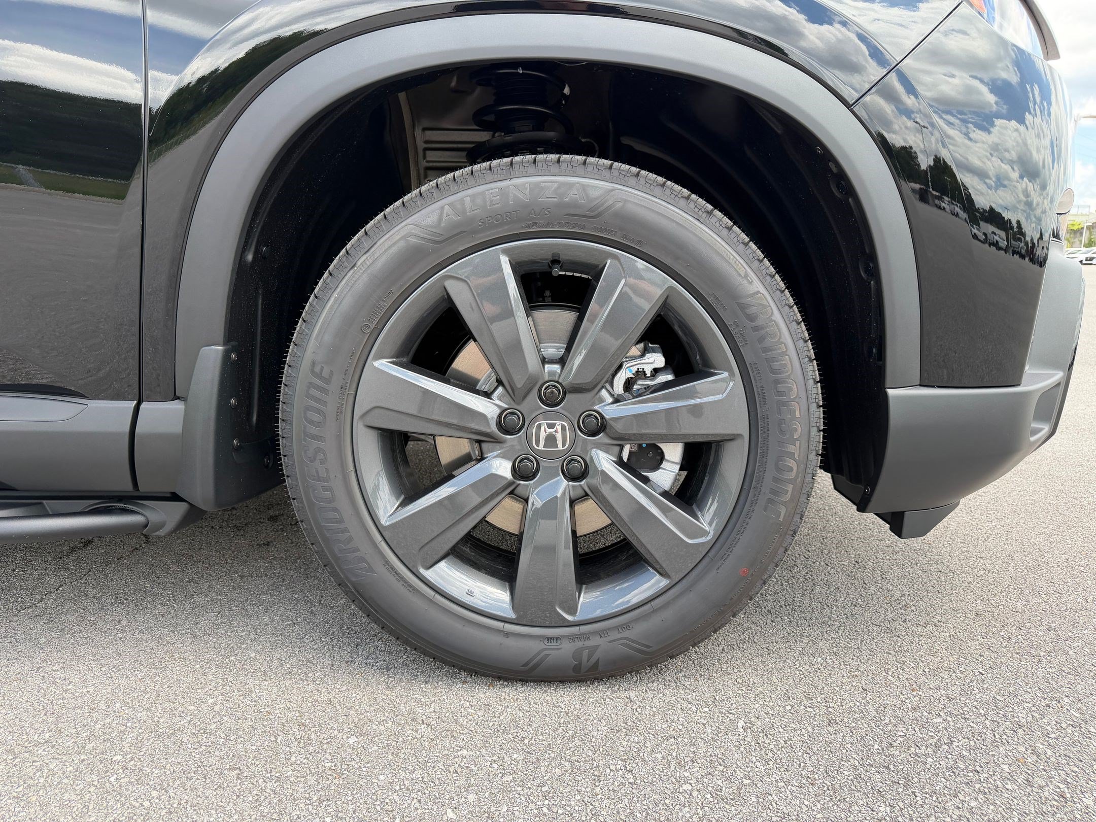 New 2026 Honda Pilot Sport image 12