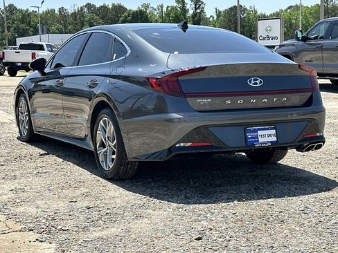 Used 2021 Hyundai Sonata SEL FWD image 4