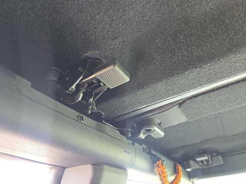 Used 2024 Ford Bronco Everglades image 29