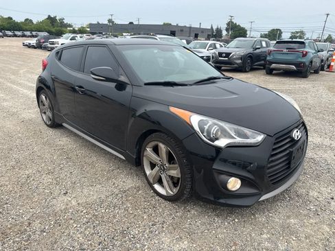 Used 2013 Hyundai Veloster Turbo FWD image 4
