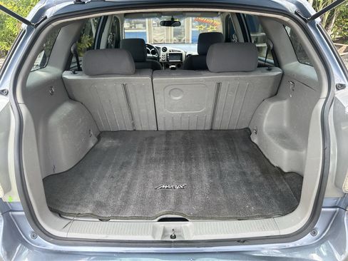 Used 2005 Toyota Matrix image 12