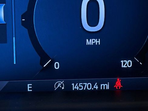 Used 2025 Ford F150 Lariat w/ FX4 Off-Road Package image 15