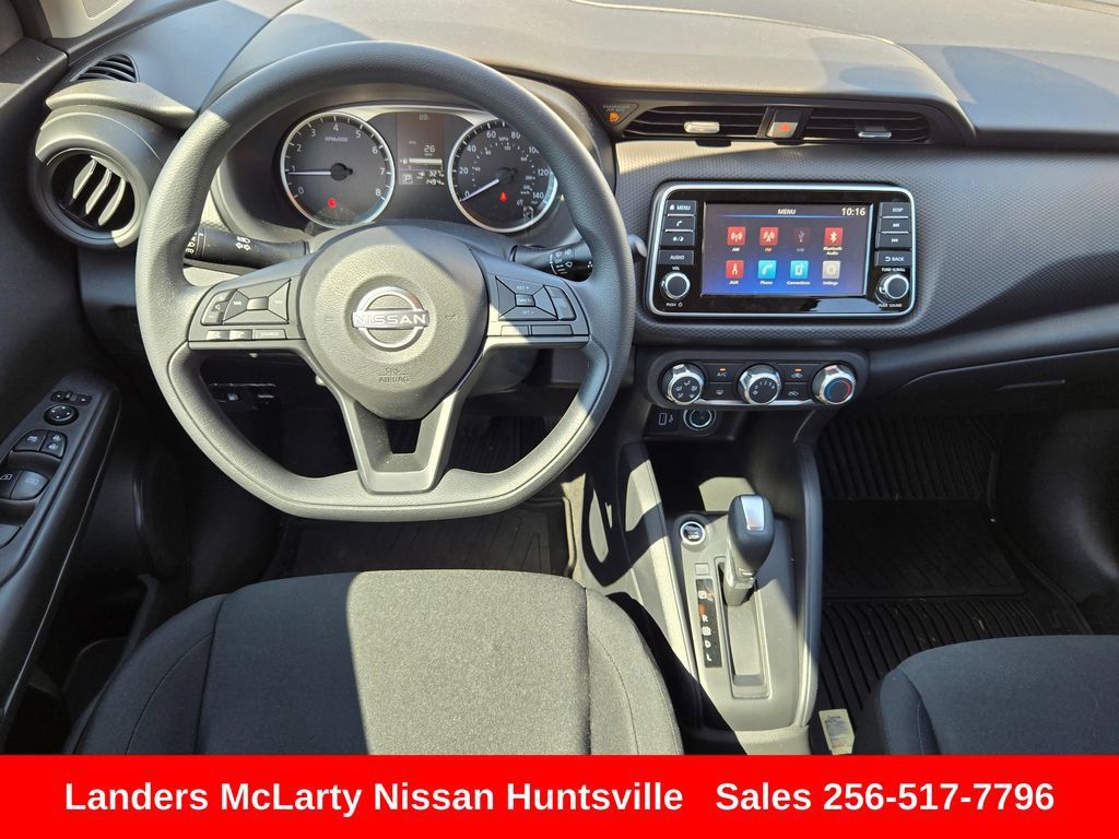 Used 2025 Nissan Kicks Play S FWD image 15