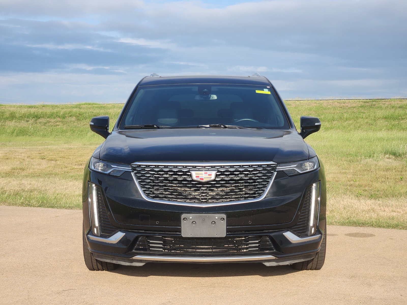 Used 2023 Cadillac XT6 Premium Luxury FWD image 6