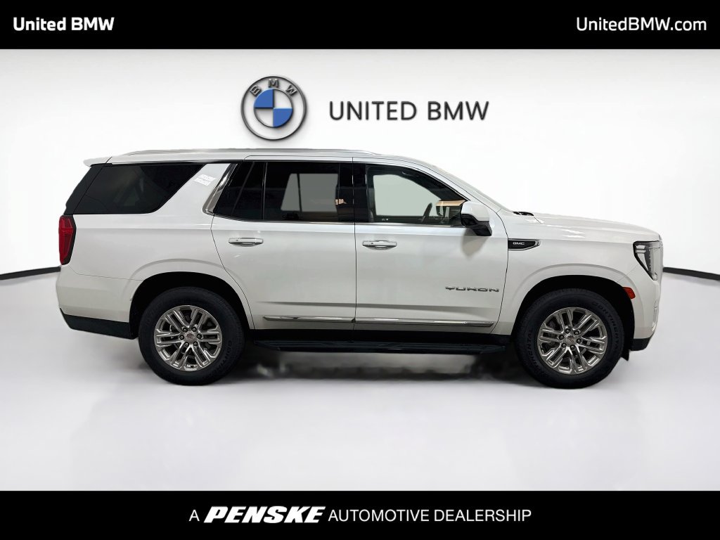 Used 2023 GMC Yukon SLT w/ SLT Premium Package AWD/4WD image 4