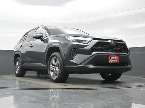Used 2025 Toyota RAV4 XLE AWD/4WD image 26