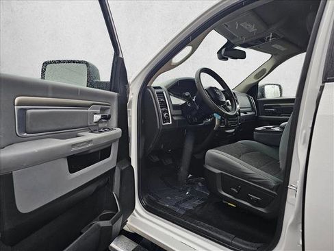 Used 2018 RAM 1500 Outdoorsman image 18