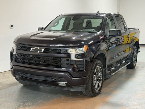 Used 2022 Chevrolet Silverado 1500 RST w/ Z71 Off-Road Package AWD/4WD image 1