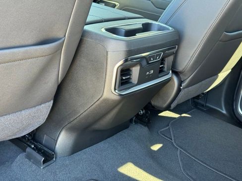New 2026 GMC Sierra 1500 SLT w/ SLT Premium Package image 23