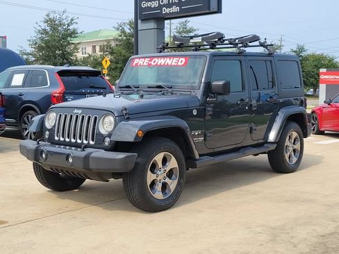 Used 2018 Jeep Wrangler Unlimited Sahara w/ Connectivity Group AWD/4WD image 1
