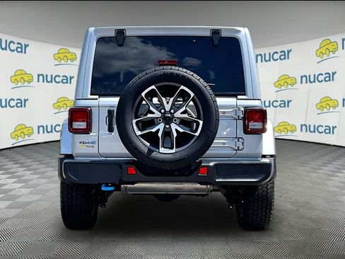 Used 2024 Jeep Wrangler Unlimited AWD/4WD image 5