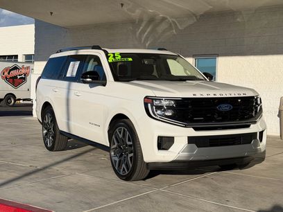 Used 2025 Ford Expedition Platinum w/ Platinum Ultimate Package