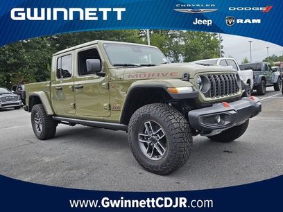 New 2025 Jeep Gladiator Mojave w/ Convenience Group