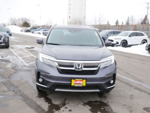 Used 2021 Honda Pilot Touring image 2