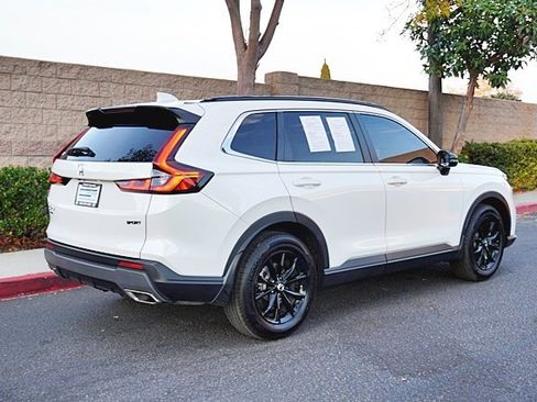 Used 2025 Honda CR-V Sport image 8