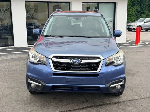 Used 2017 Subaru Forester 2.5i Touring AWD/4WD image 9