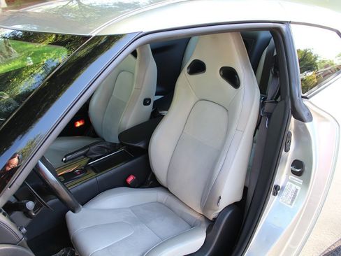 Used 2009 Nissan GT-R Premium AWD/4WD image 9