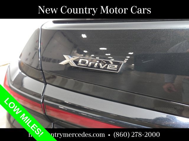 Used 2024 BMW 740i xDrive w/ M Sport Professional Package AWD/4WD image 8