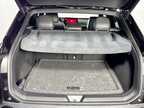 Used 2023 Volkswagen ID.4 Pro S image 22