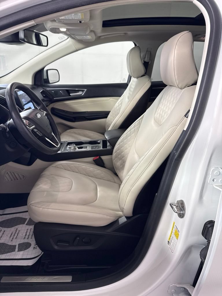 Used 2024 Ford Edge Titanium w/ Equipment Group 301A AWD/4WD image 15