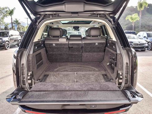 Certified 2024 Land Rover Range Rover Long Wheelbase Autobiography image 26