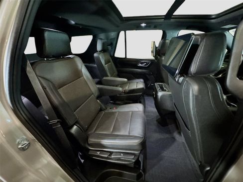 Used 2024 Chevrolet Tahoe High Country w/ Advanced Technology Package AWD/4WD image 26