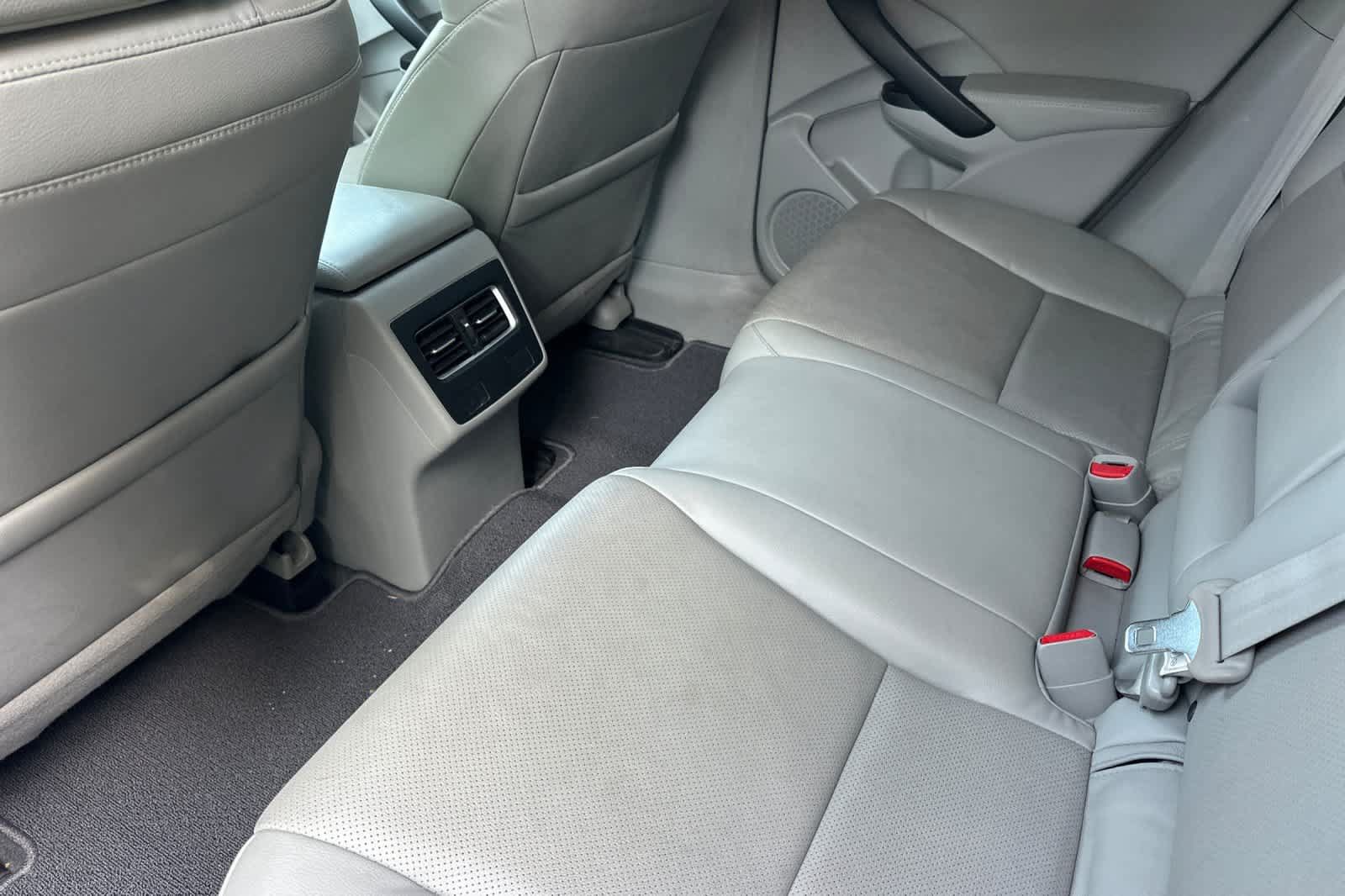 Used 2016 Acura RDX w/ Tech & AcuraWatch Plus Pack FWD image 5
