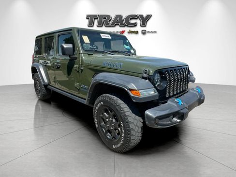 Used 2023 Jeep Wrangler Unlimited AWD/4WD image 2