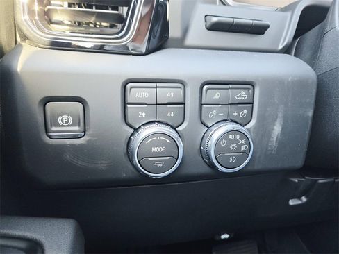 New 2026 GMC Sierra 2500 AT4 w/ AT4 Premium Plus Package image 38