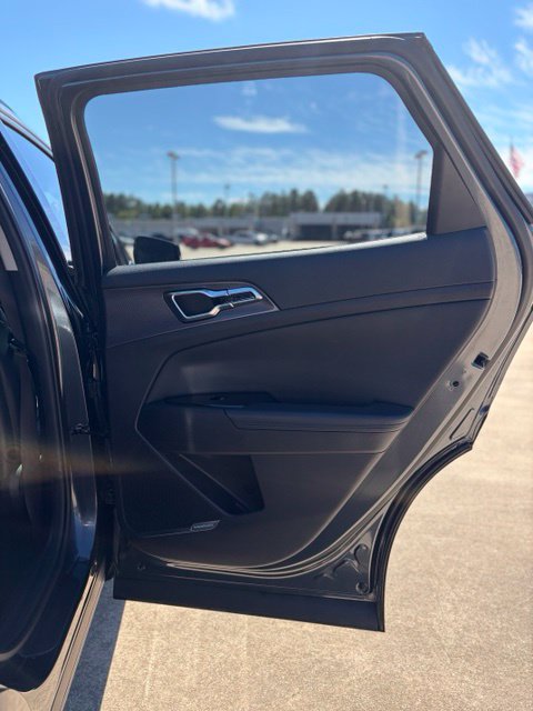Used 2024 Kia Sportage SX FWD image 15
