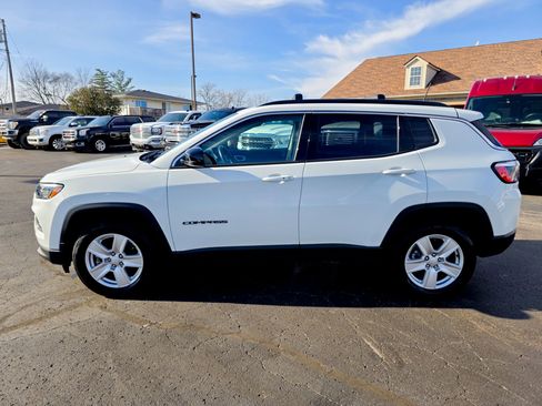Used 2022 Jeep Compass Latitude w/ Convenience Group image 10