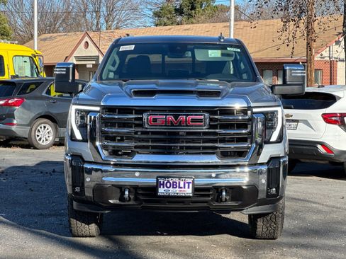 New 2026 GMC Sierra 2500 SLT w/ SLT Premium Package image 8