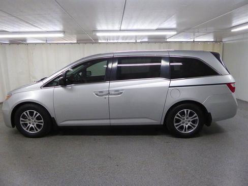 Used 2012 Honda Odyssey EX image 4