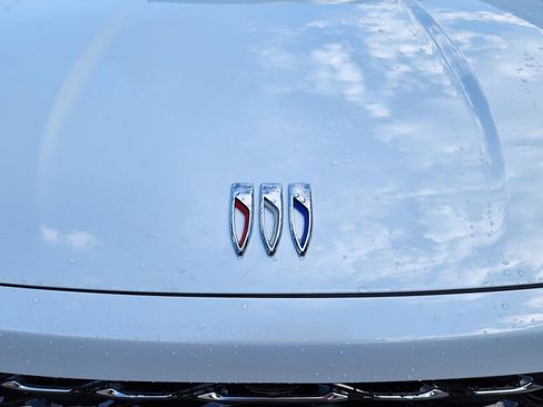 New 2026 Buick Enclave Avenir w/ Super Cruise Package image 10